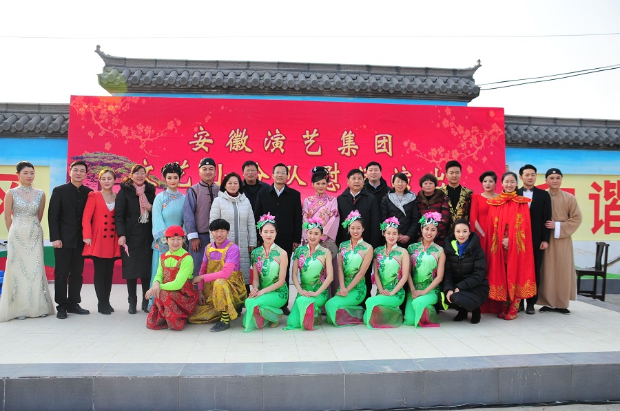 合影上传.jpg